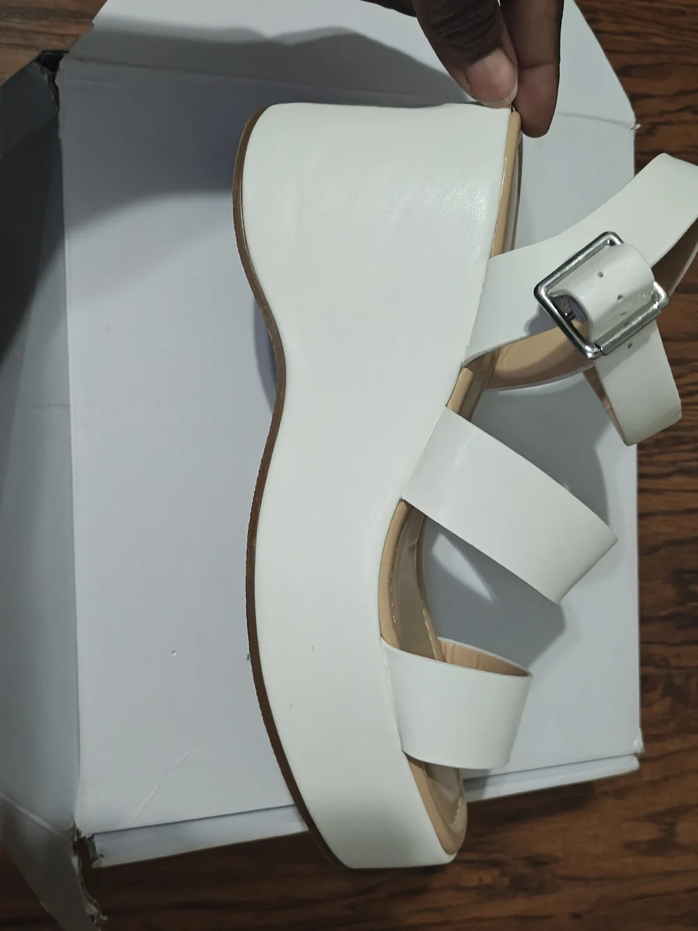 N/A stylish white